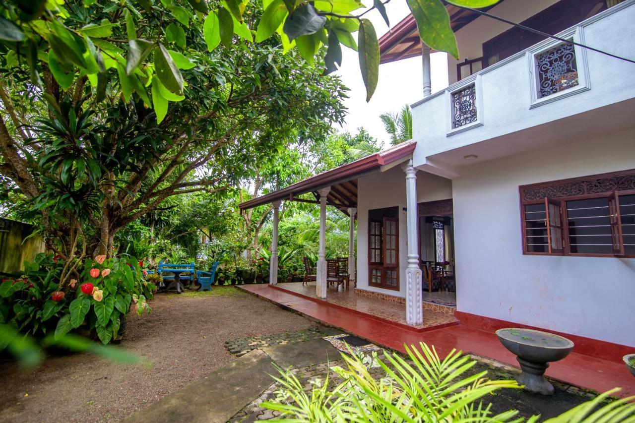 Mountain Gem Villa Hikkaduwa Exterior foto